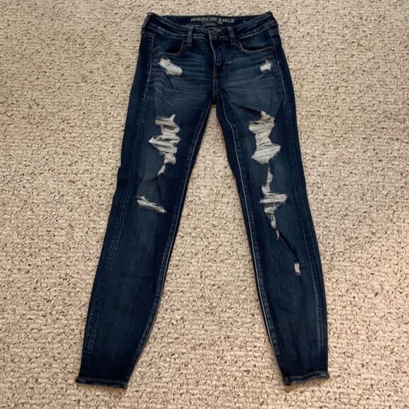 American Eagle Outfitters Denim - American Eagle super super stretch jegging size 2 US regular dark wash denim